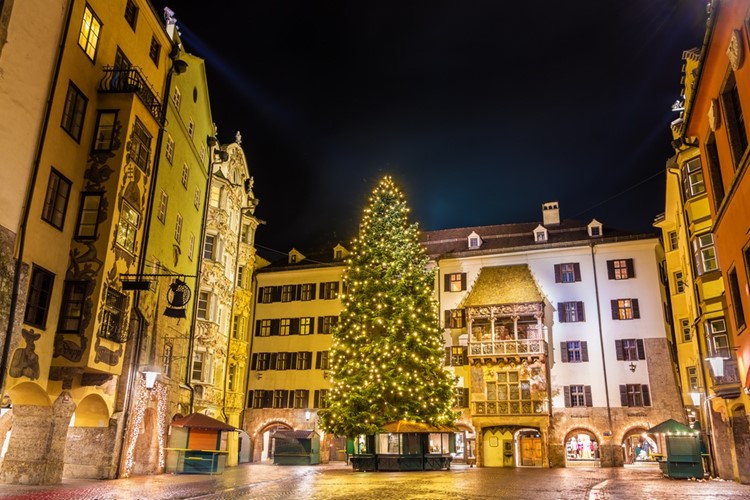 Adventní zájezd Muzeum křišťálů Swarovski a vánoční Innsbruck