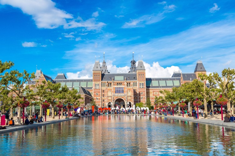 Amsterdam a známé Rijksmuseum