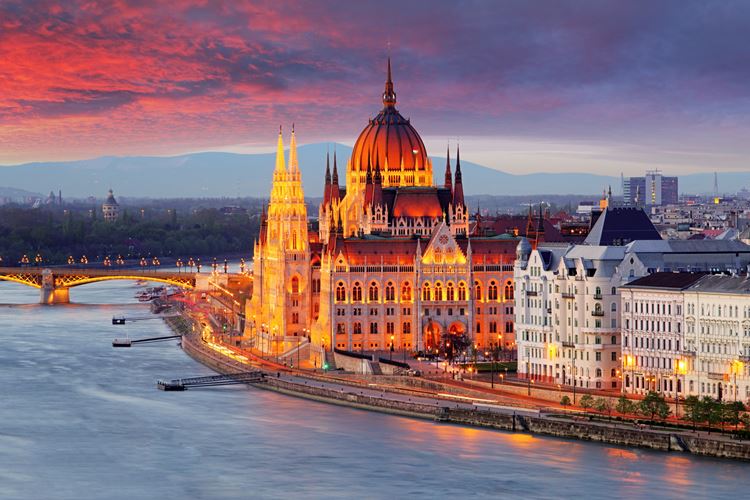 Adventní dvoudenní zájezd do Vídně a Budapešti