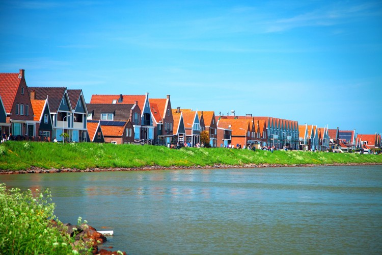Přístavní město Volendam