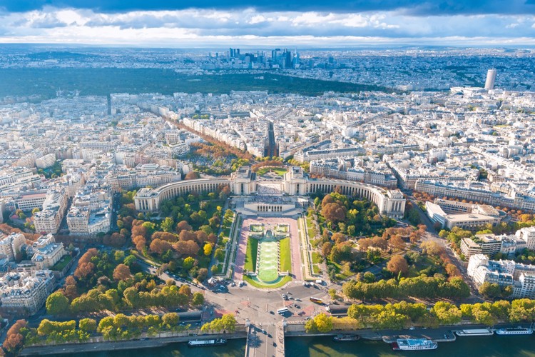 Poznávací zájezd do Paříže - Pohled na město Paříž z Eiffelovy věže