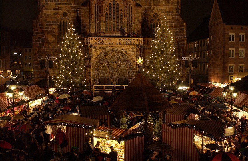 Večerní vánoční trhy v Norimberku