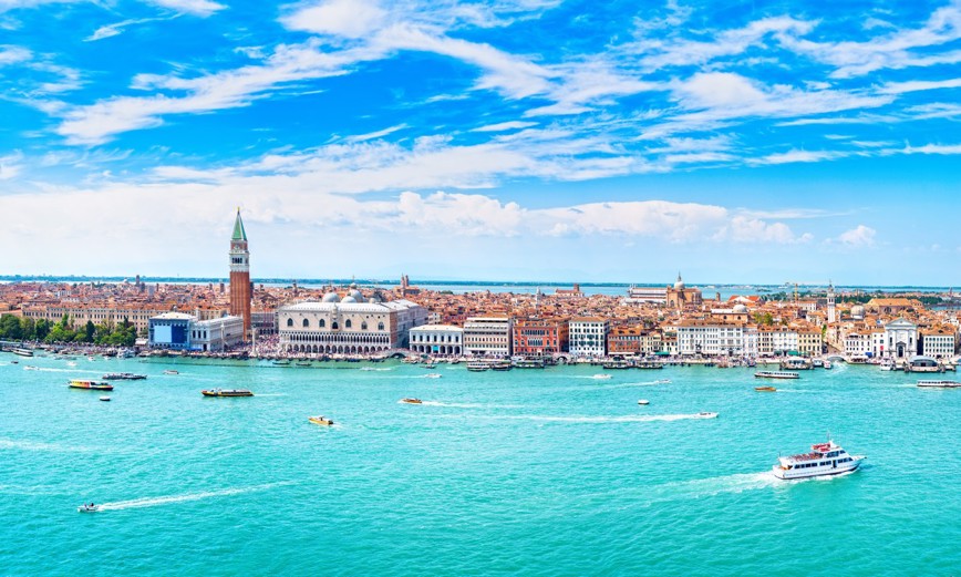 Panorama města Benátky