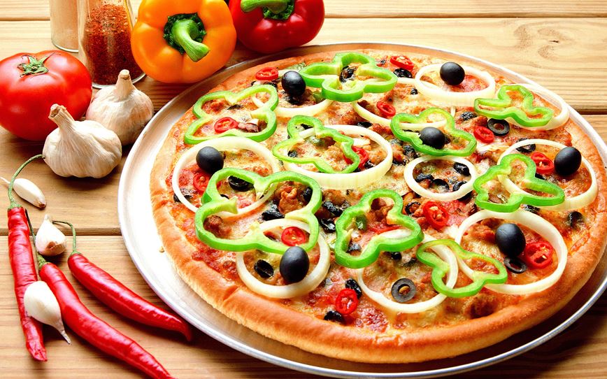 Tradiční a nejslavnější italské jídlo: pizza