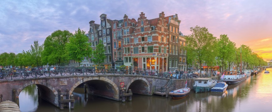 Amsterdamské mosty a nábřeží