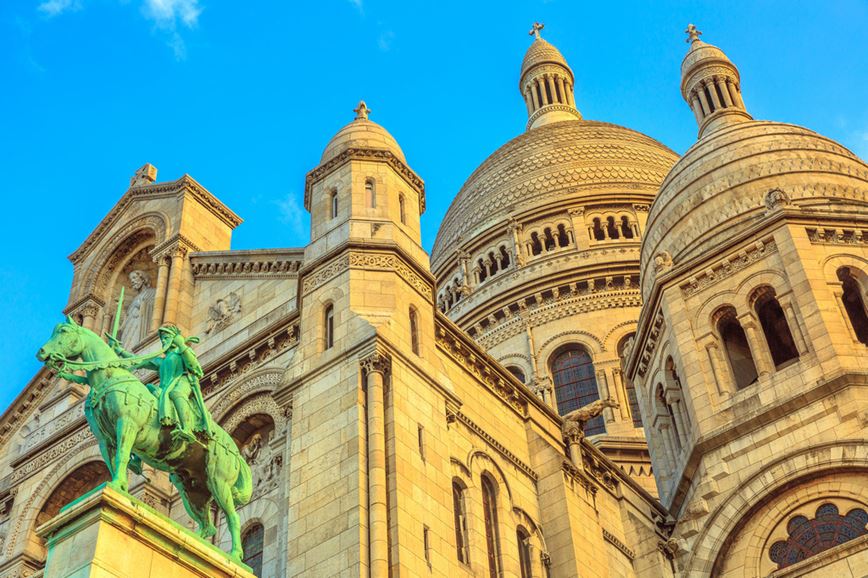 Poznávací zájezd do Paříže - slavný romatický kopec Montmartre s bazilikou Sacré-Coeur