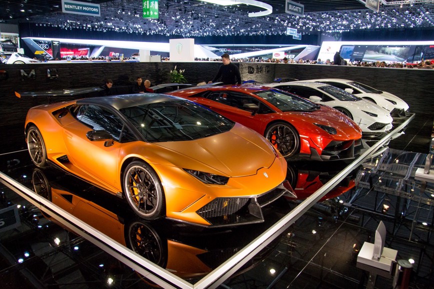 Přehlídka vozů Lamborghini