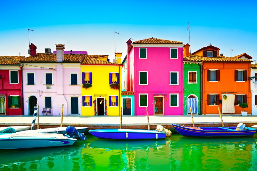 Pobytový zájezd do Jesola a Benátek - ostrov barev Burano