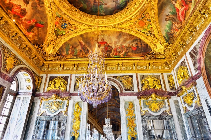 Poznávací zájezd do Paříže - Honosné interiéry zámku Versailles